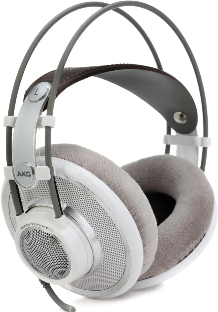 AKG K701